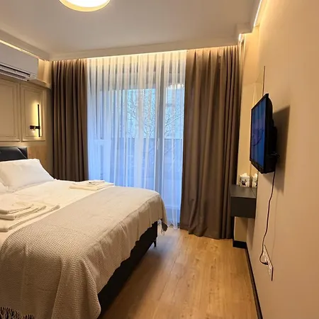 Lux Living Апартаменты