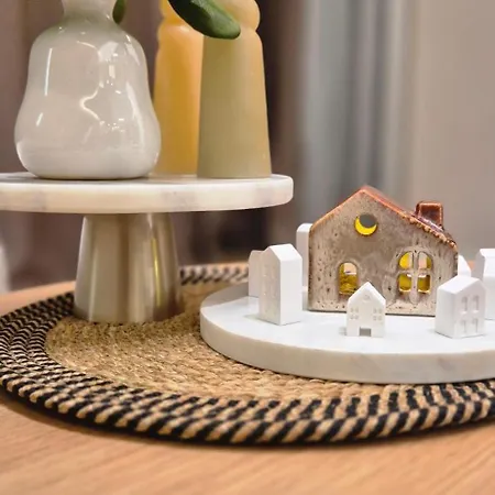 Lux Living Апартаменты *